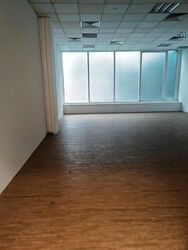 SQUARE 2 (D11), Retail #621523351